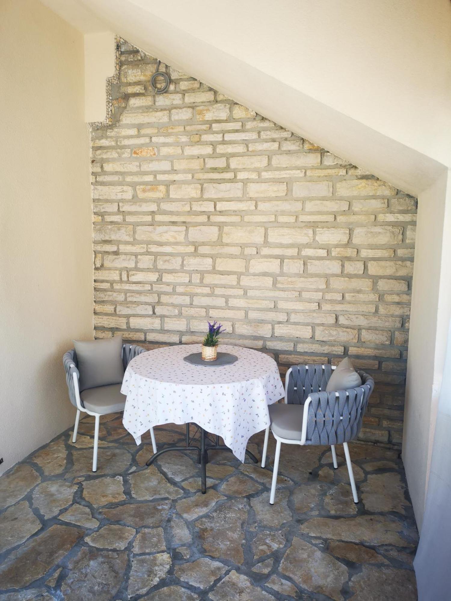 Apartments Busic بيوغْغاد نا موغو المظهر الخارجي الصورة